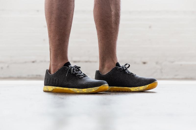 Men's Nobull Heather Yellow Trainers Black | SG V2211R